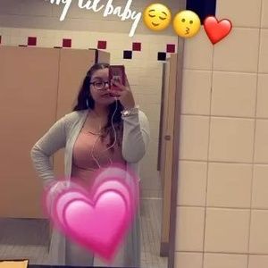 Meet your Posher, Mika